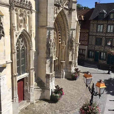 Medicis Avec Garage 度假居 *