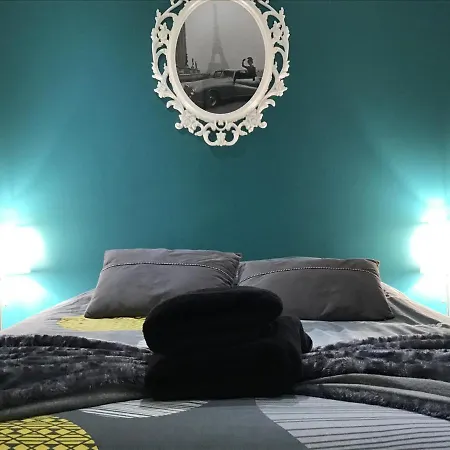 度假居 Medicis Avec Garage *