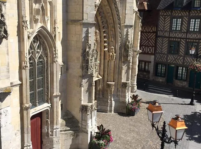 Medicis Avec Garage Dom wakacyjny *