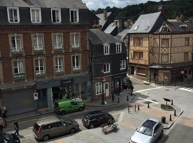 Medicis Avec Garage *