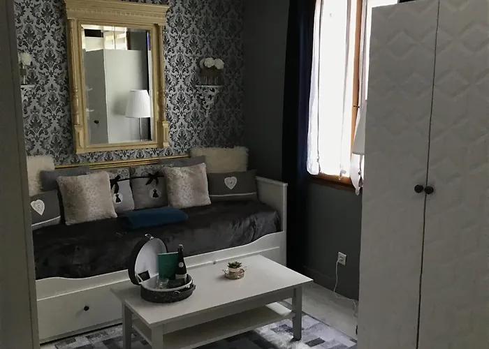 Medicis Avec Garage Dom wakacyjny