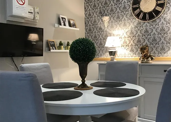 Dom wakacyjny Medicis Avec Garage *