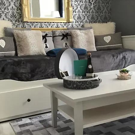 Medicis Avec Garage Casa de Férias